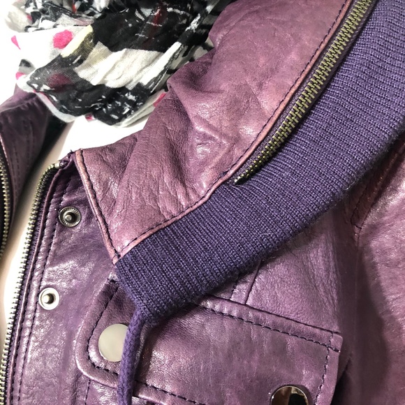 Leather jacket purple - Picture 3 of 12